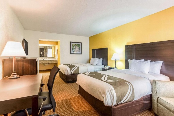 Quality Inn & Suites Corinth West image 18