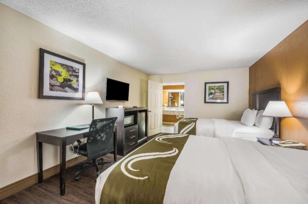 Quality Inn & Suites Corinth West image 24