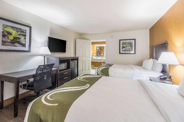 Quality Inn & Suites Corinth West image 26